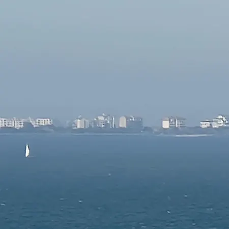 Apartament Sunrise - 2 Bedrooms To The Sea *