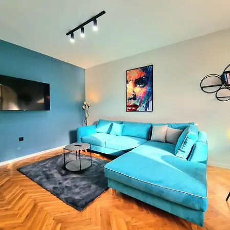 Sunrise - 2 Bedrooms To The Sea