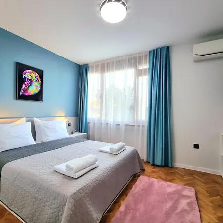 Sunrise - 2 Bedrooms To The Sea