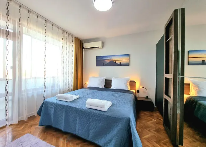 아파트 Sunrise - 2 Bedrooms To The Sea 부르가스