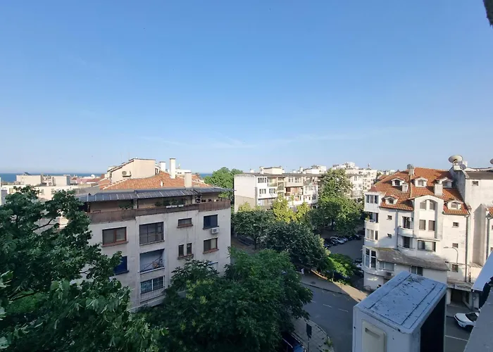 Sunrise - 2 Bedrooms To The Sea 아파트 부르가스