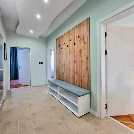 Sunrise - 2 Bedrooms To The Sea Lejlighed